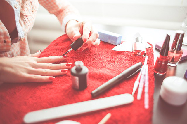 Utensilios de manicure profesionales para resultados de salón en casa